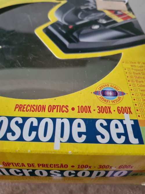 MICROSCOPE SET