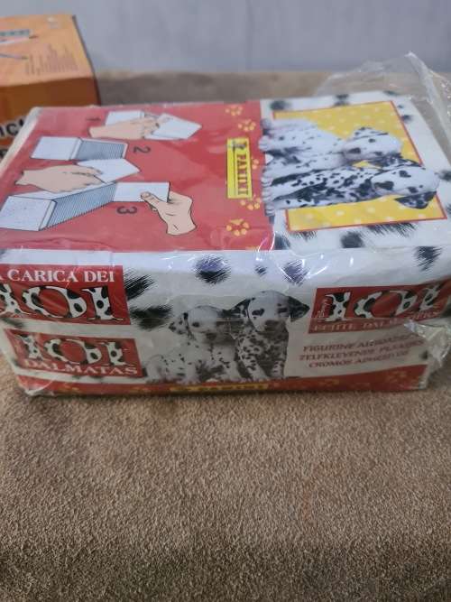 PACK OF 100(101 DALMATIAN)STICKERS,6 STICKERS IN A PACK-MADE IN ITALY