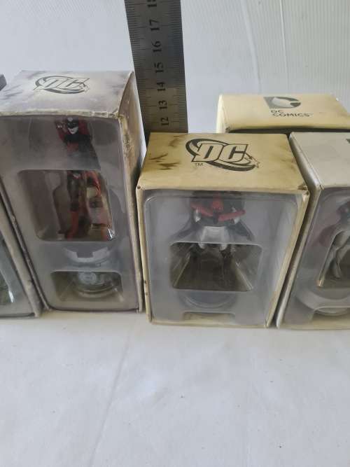 5 x DC COMIC CAST IN LEAD FIGURES