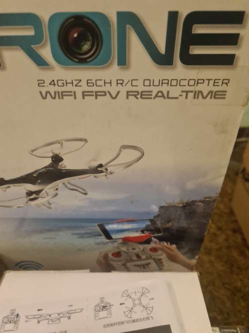 2.4 GHZ 6 CH/RC WIFI QUADCOPTER(CAMERA INCLUDED)