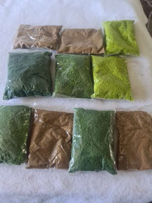 10 PKTS RAILWAY LAYOUTS(GRASS AND SAND)