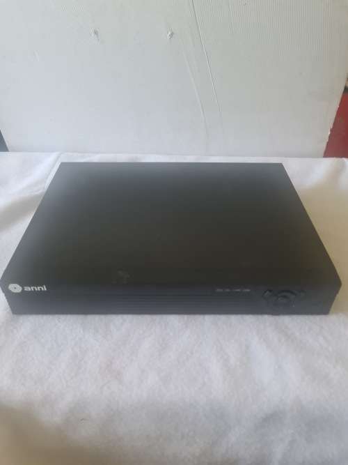 16 CHANNELS DVR INCL.POWER SUPPLY AND MOUSE