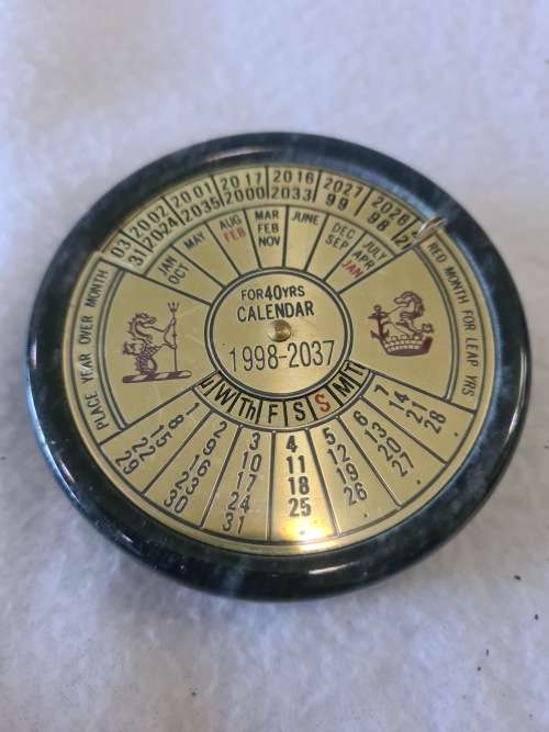 BRASS AND MARBLE 40 YEARS CALENDAR IN ORIGINAL BOX(1998-2037)