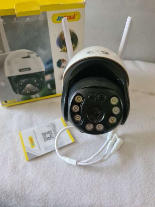 ANDOWL QS4 4K WIFI CAMERA WITH POWER SUPPLY