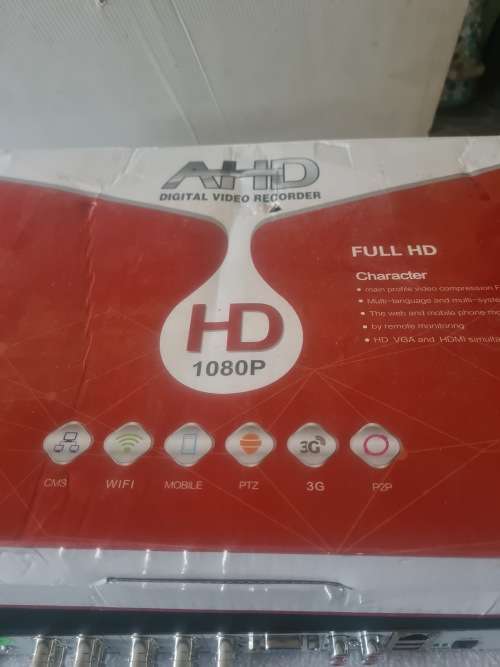 8 CHANNELS AHD DVR INCL.POWER SUPPLY, REMOTE AND MOUSE