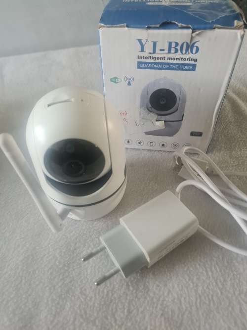 INTELLIGENT MONITORING WIFI CAMERA