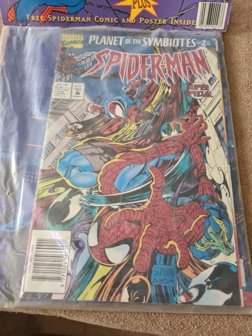 SPIDERMAN STICKER ALBUM KIT INCL.18 STICKETS,PAPERBACK COMIC,ETC..