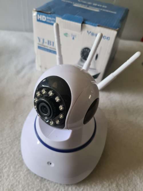 WIFI MONITORING CAMERA WITH 3 ANTENNAS