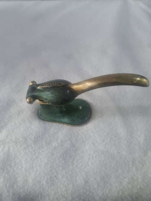 VINTAGE ENAMELLED BRASS JUDAICA NUTCRACKER(ISRAEL)