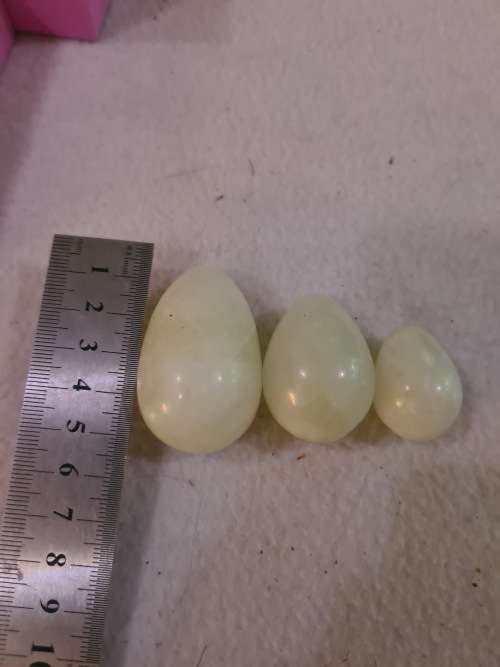 SET OF 3 YONI EGGS(JADE EGGS)