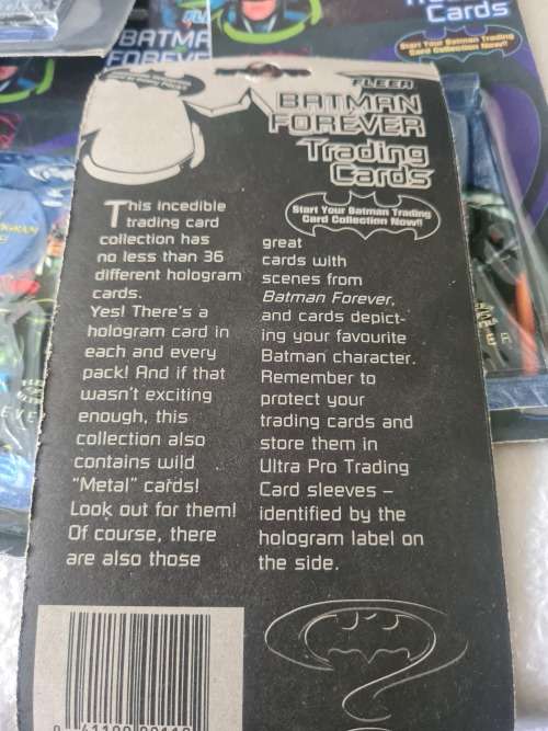 5 PACKS BATMAN FOREVER TRADING CARDS*40 CARDS*EACH PACK HAS A HOLOGRAM CARD IN