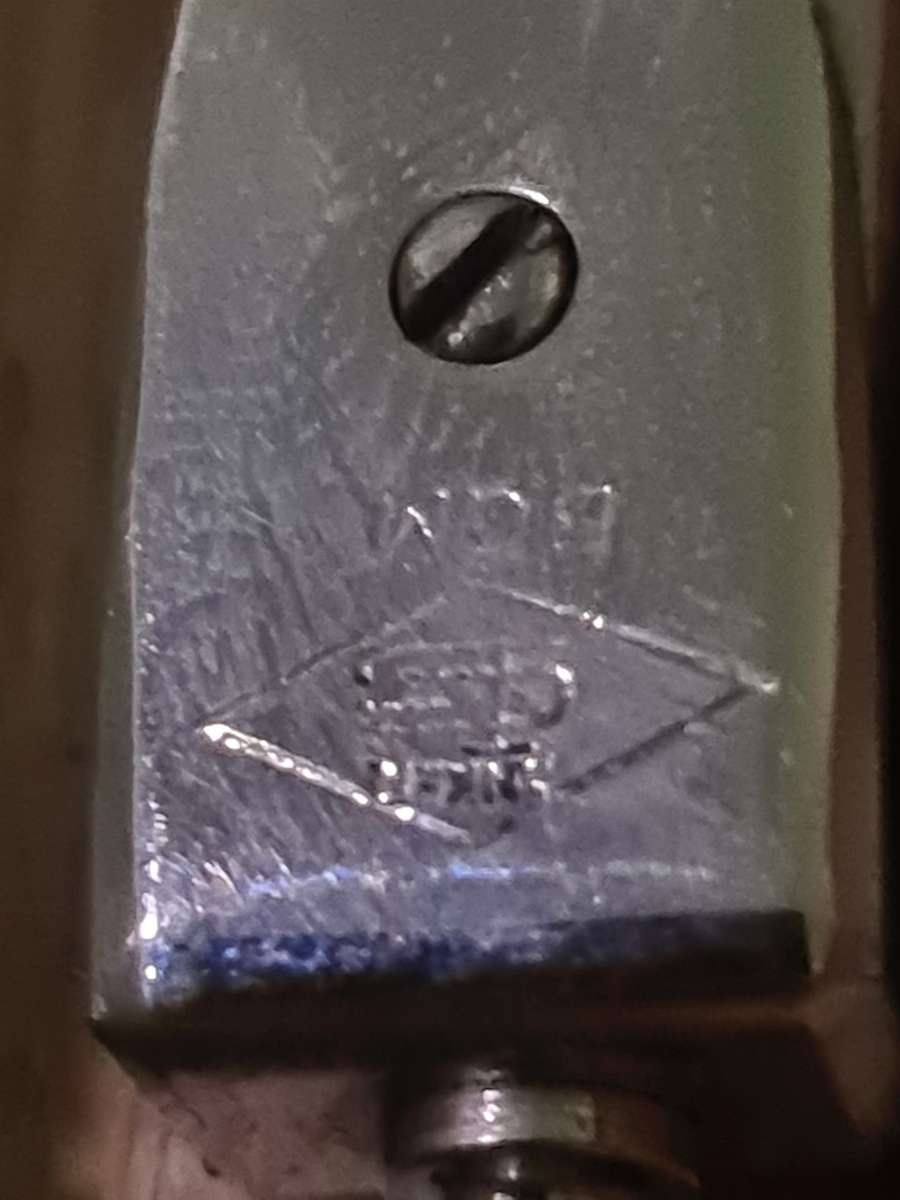 VINTAGE DRAFTING TOOL IN WOODEN MEASURE BOX