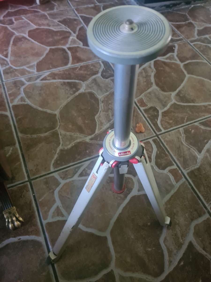 TRIPOD STAND(MADE IN GERMANY)