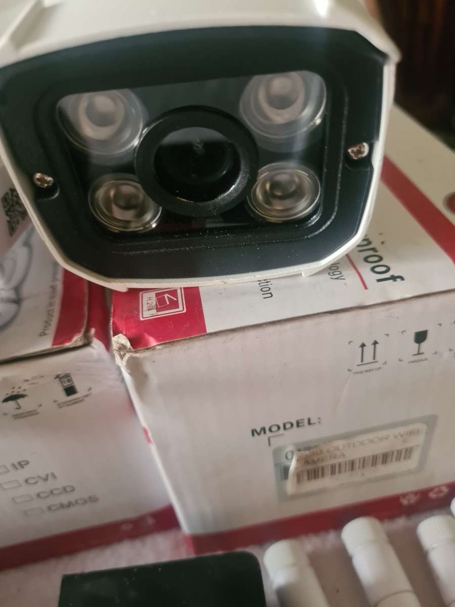 2 X AHD WIFI CAMERAS