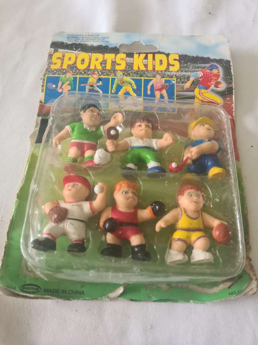6 IN A PACK VINTAGE SPORTS KID
