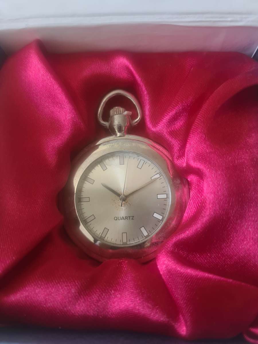 SET OF 3 QUARTZ POCKET WATCHES