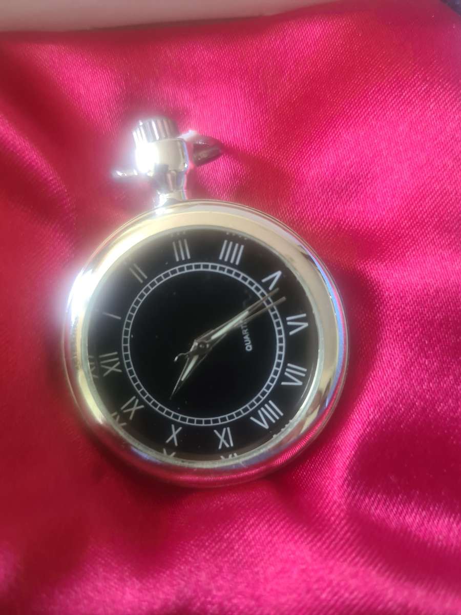 SET OF 3 QUARTZ POCKET WATCHES