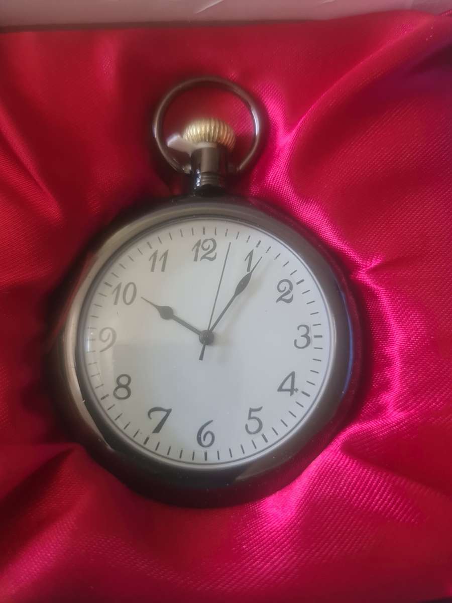 SET OF 3 QUARTZ POCKET WATCHES