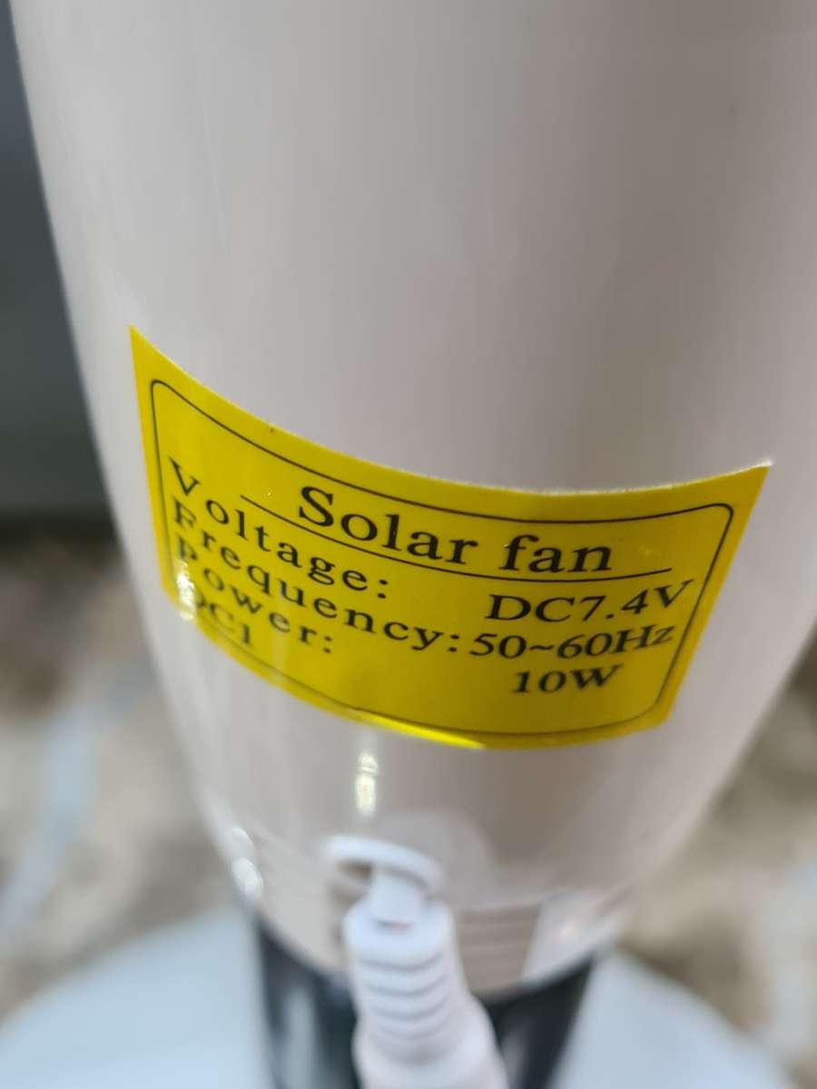 RECHARGABLE SOLAR FAN(FREESTANDING)45cm diameter