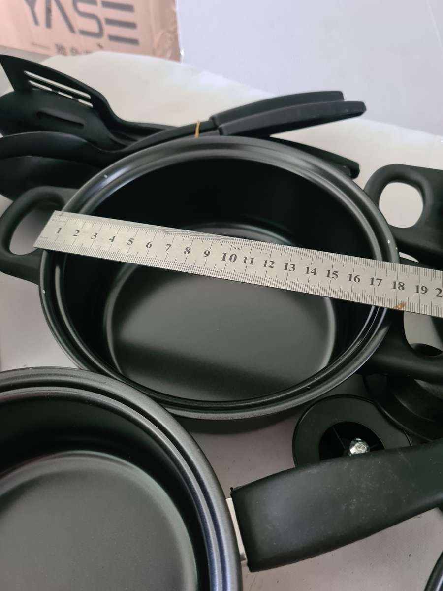 13 PIECE COOKWARE SET(NON-STICK)