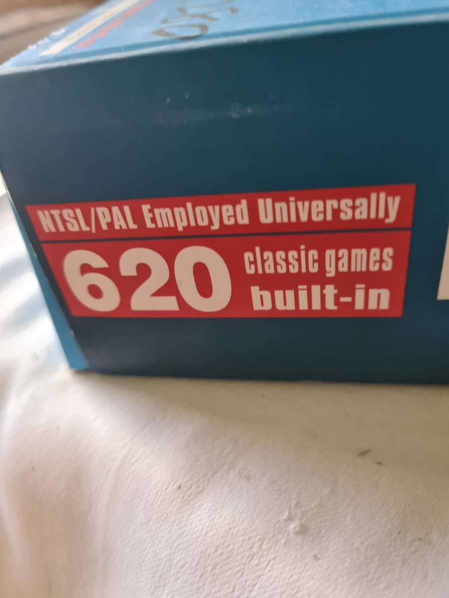 MINI ANNIVERSARY EDITION WITH 620 BUILT IN CLASSIC GAMES