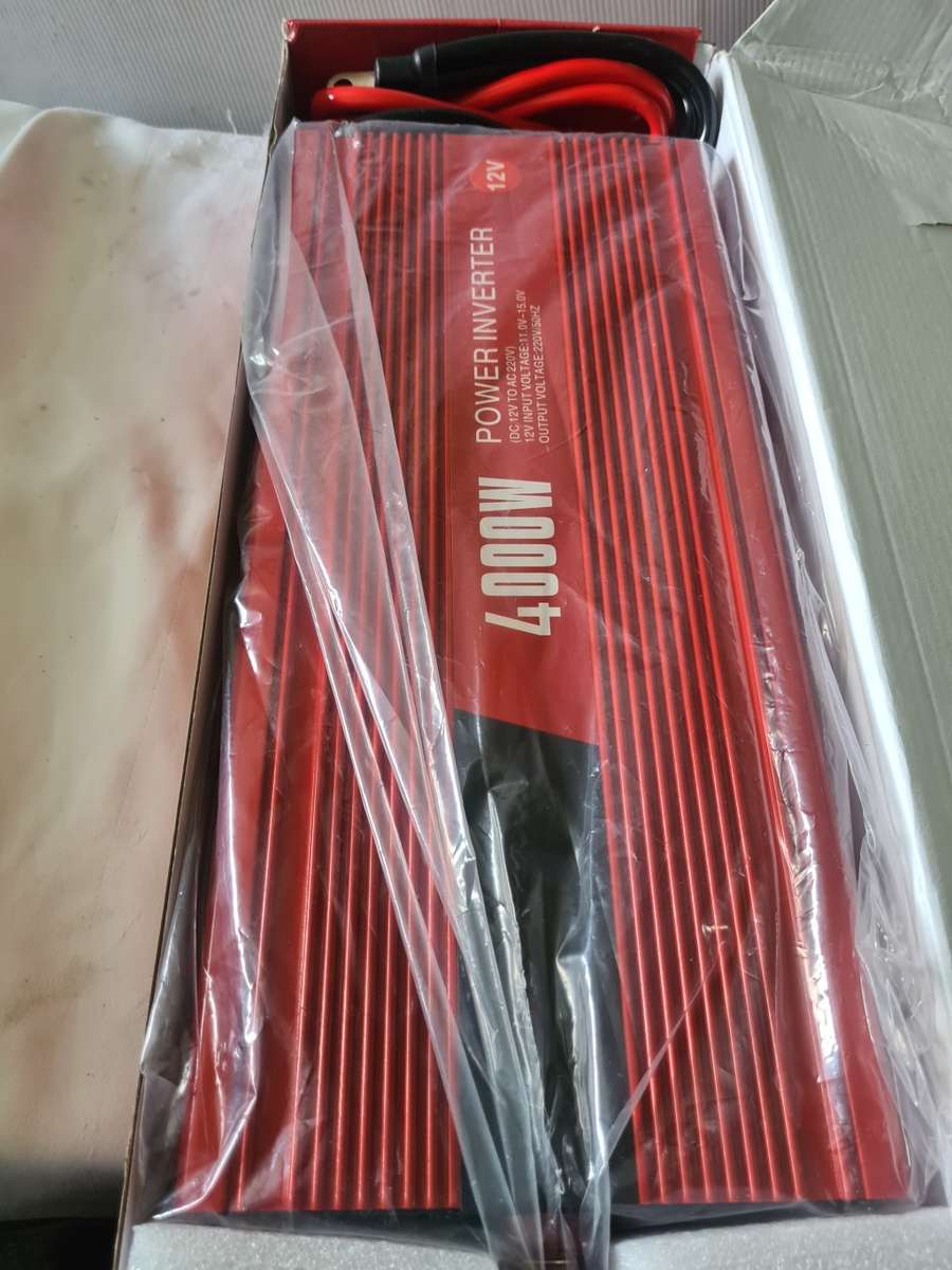 4000 WATTS POWER INVERTER (12 V) WITH OVERLOAD PROTECTION