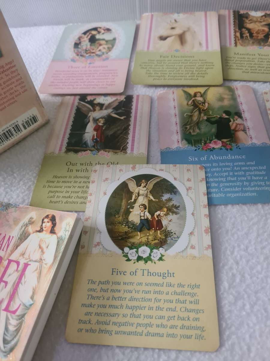 GUARDIAN ANGEL 78 DECK TAROT CARDS (GOLD EDGED) WITH GUIDE BOOK-UNUSED CONDITION