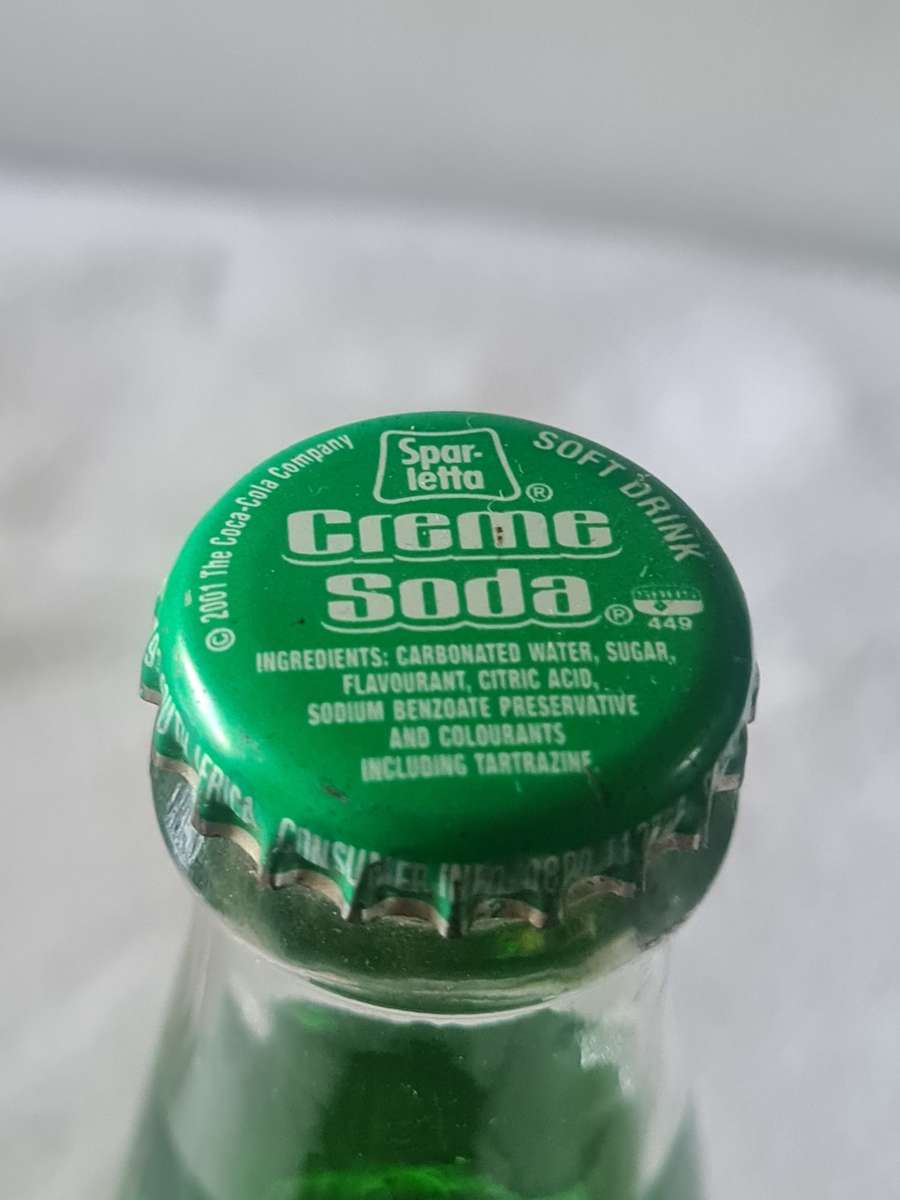 VINTAGE COLLECTORS 300ML COCA-COLA CREME SODA