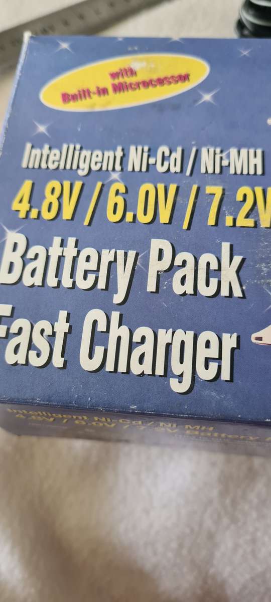 BATTERY PACK FAST CHARGER(4.8V/6.9V/7.2V)