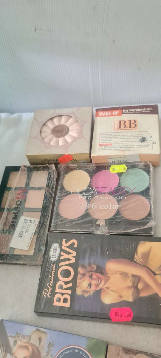 JOBLOT FACE MAKEUP PRODUCTS