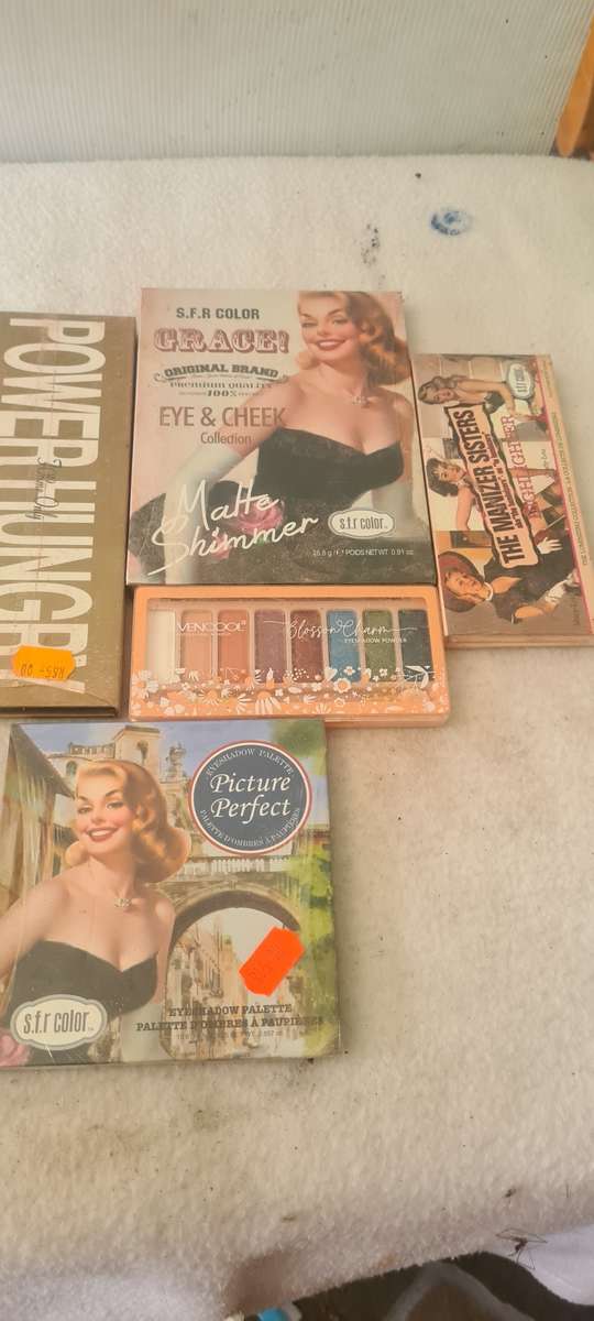 JOBLOT FACE MAKEUP PRODUCTS