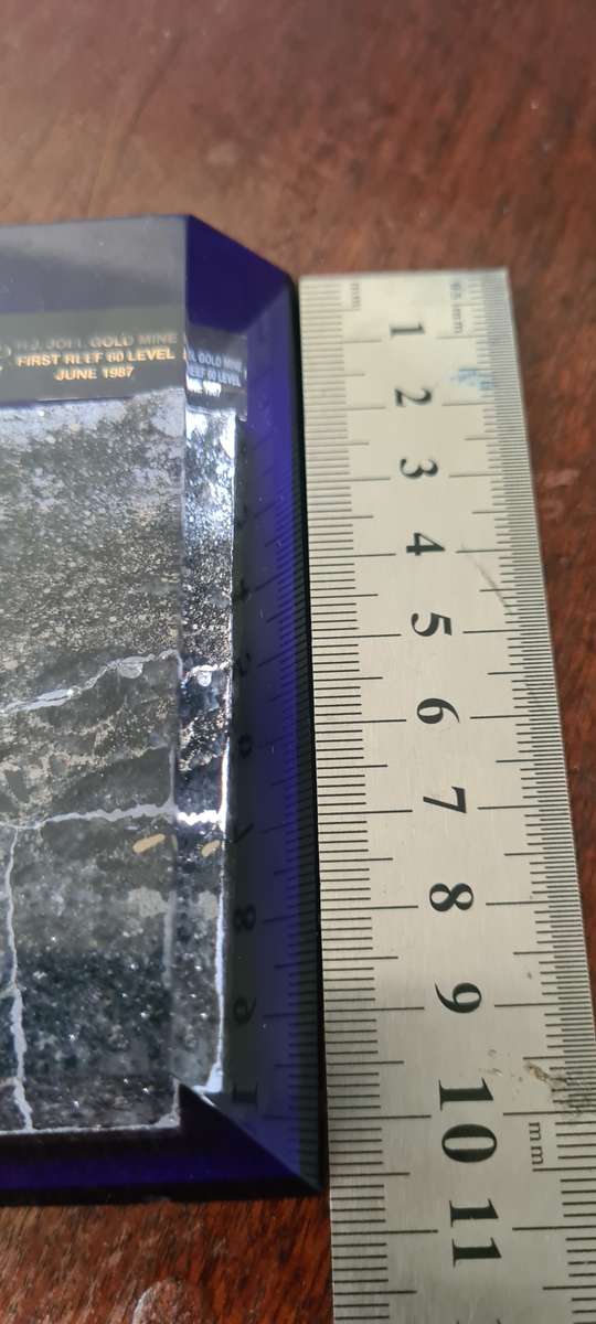 H.J JOEL GOLD MINE FIRST REEF 60 LEVEL (JUNE 1987) FROM THE EARTH