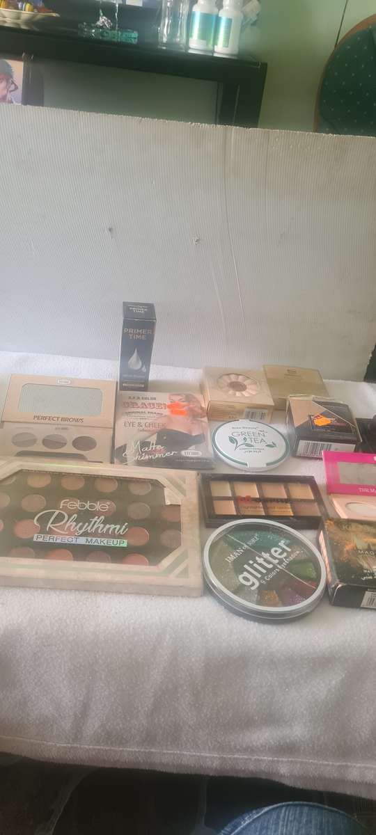 JOBLOT FACE MAKEUP PRODUCTS