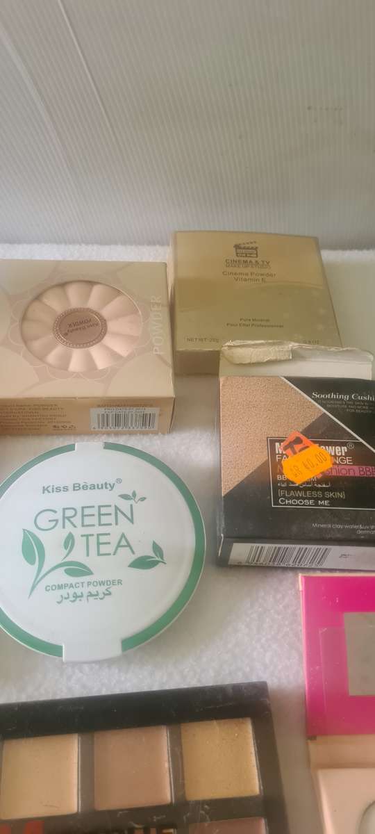 JOBLOT FACE MAKEUP PRODUCTS