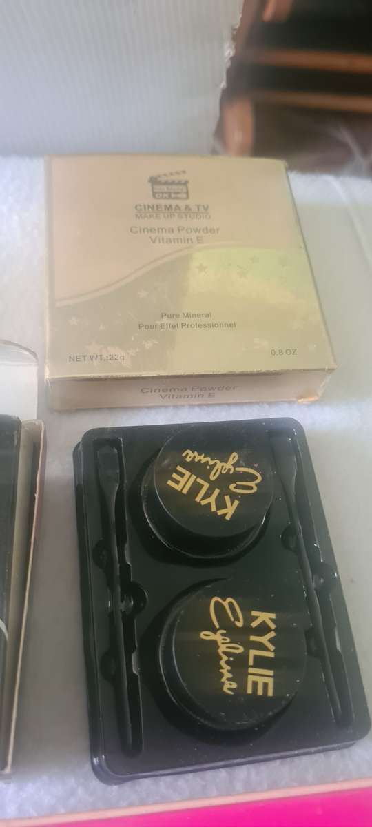 JOBLOT FACE MAKEUP PRODUCTS