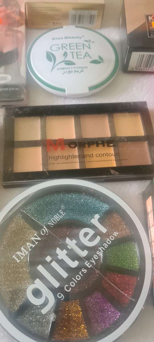 JOBLOT FACE MAKEUP PRODUCTS