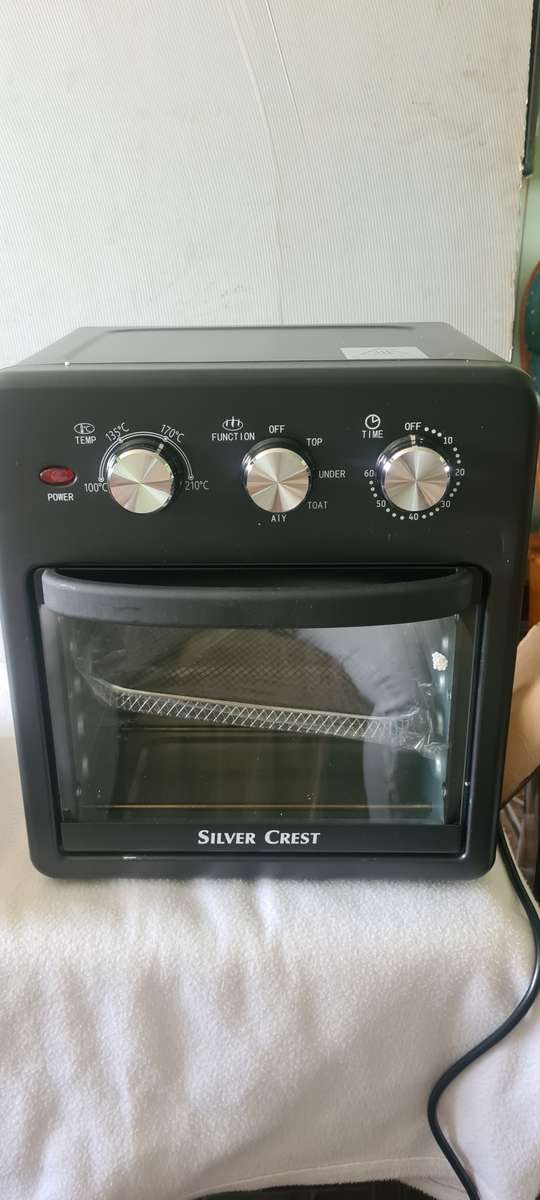 XTRA LARGE 22L CAPACITY SILVER CREST AIR FRYER