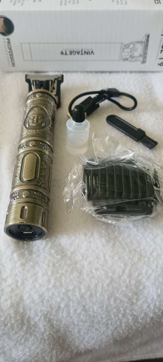 VINTAGE LOOK T9 PROFFESSIONAL TRIMMER