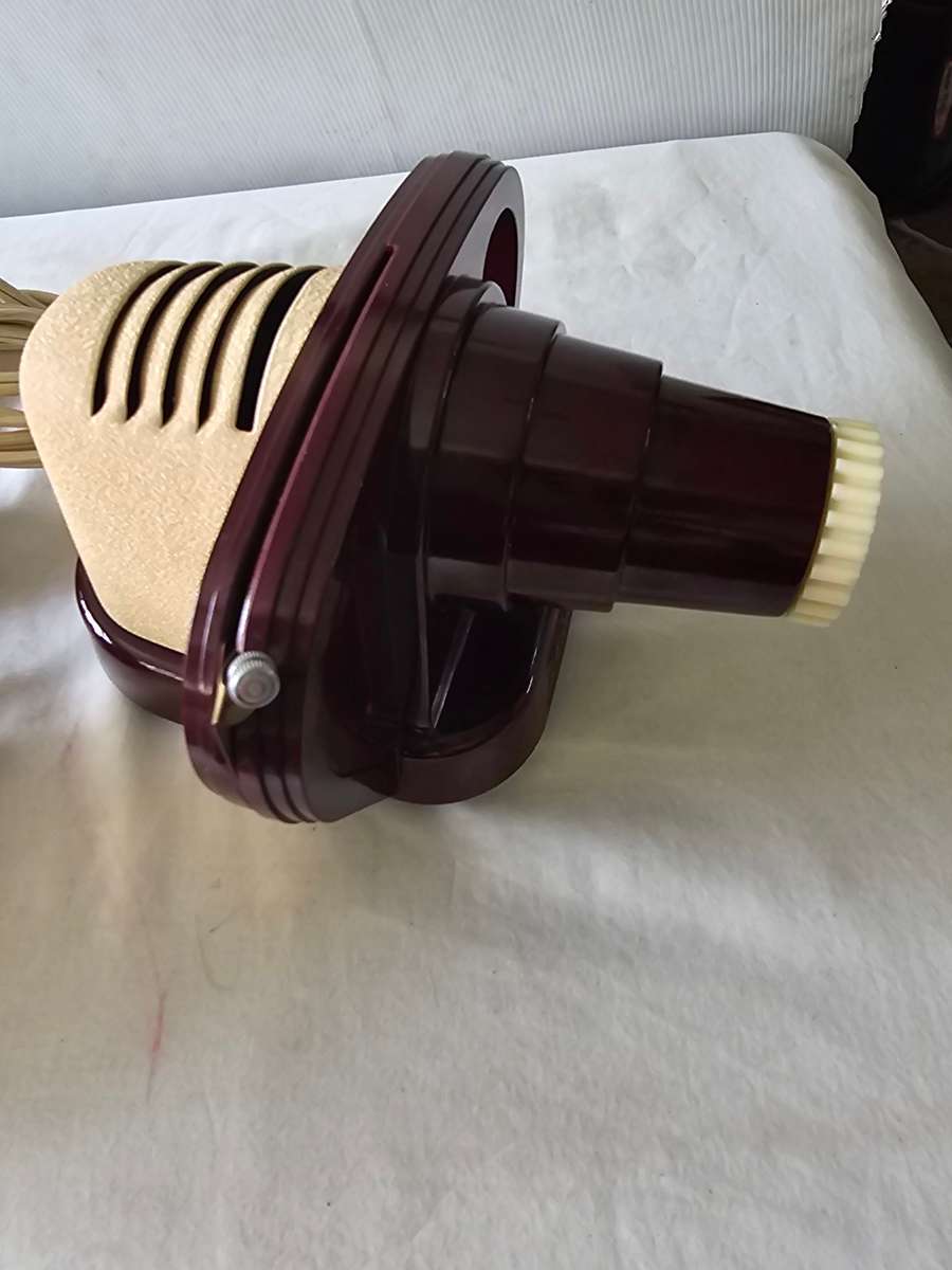 VINTAGE 1950`s VIEWMASTER JUNIOR PROJECTOR WITH A KODAK PHILLIPS TRANSFORMER(WORKS)