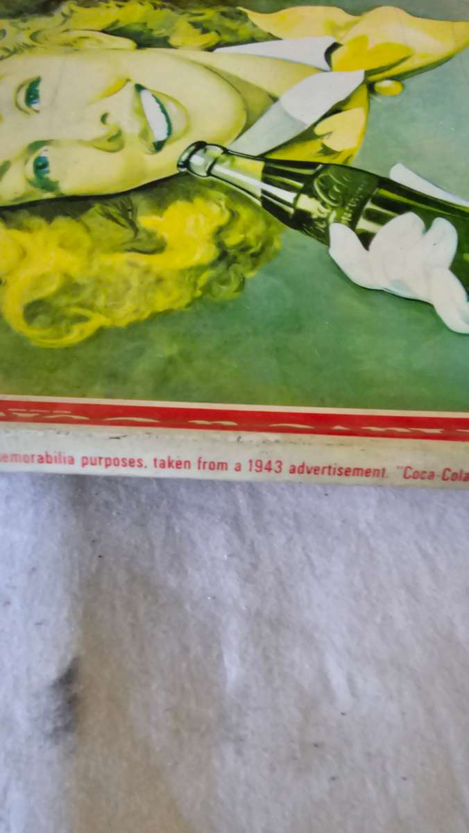 1943 GIRL WITH WIND IN HER HAIR COCA-COLA TRAY(ORIGINAL)