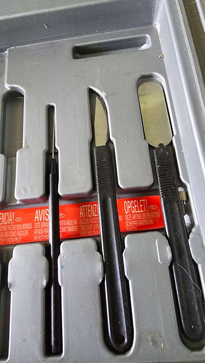 MICROSCOPE SET WITH ASSESCORIES IN CASE