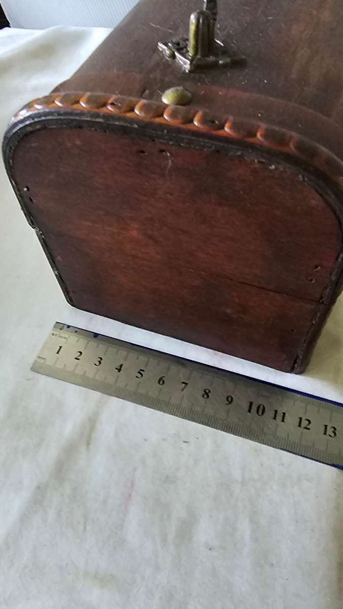 SET OF TWO WOODEN JEWELRY BOX