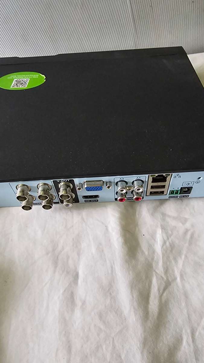 4 CHANNEL DVR INCL.POWER SUPPLY, REMOTE AND MOUSE