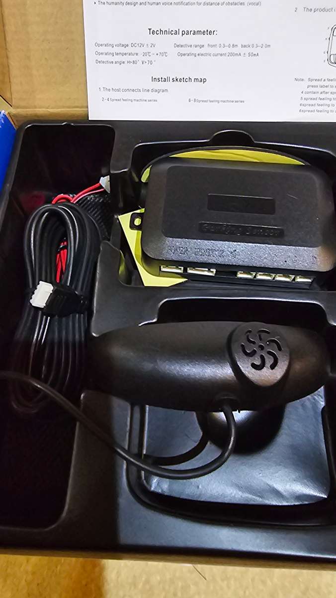 PARKING SENSOR*AUTO REVERSE WITH DIGITAL DISPLAY &ALARM)