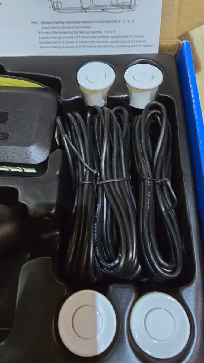 PARKING SENSOR*AUTO REVERSE WITH DIGITAL DISPLAY &ALARM)