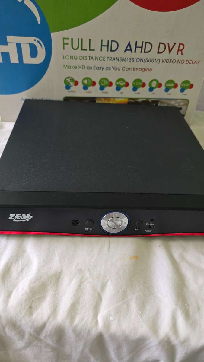 16 CHANNEL DVR INCL.POWER SUPPLY AND MOUSE