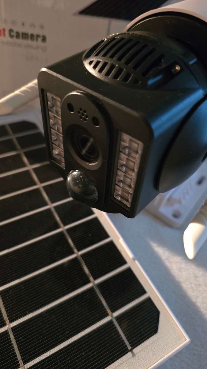 4G WIFI SOLAR CAMERA
