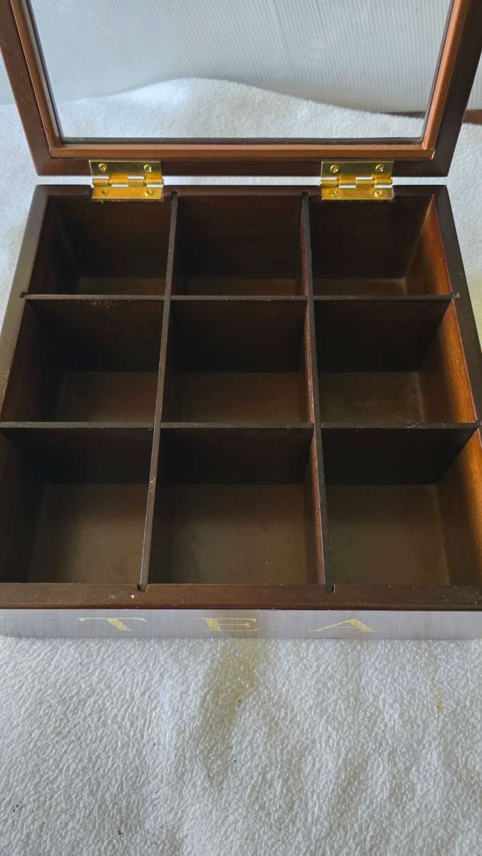 VINTAGE SOLID WOOD TEA BOX(GLASS TOP LID)