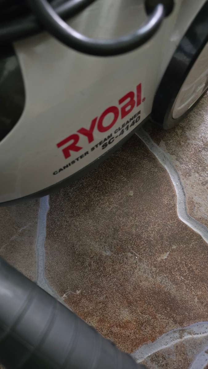 RYOBI STEAMER (GOOD WORKING CONDITION)