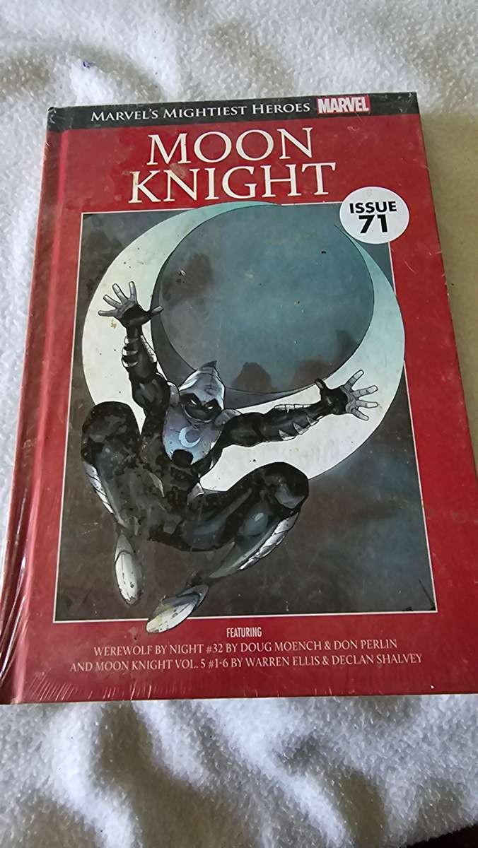 MARVEL SUPERHEROES HARDCOVER COMIC (MOON KNIGHT)